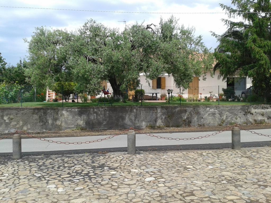 Villa Etna Piedimonte Etneo Buitenkant foto